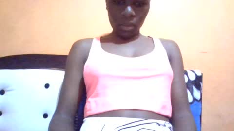 sweetvallerie online show from August 2026 03:43:01 AM