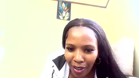 Vee online show from June 2026 12:14:02 PM