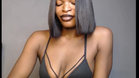 Snapshot of sweetxxboobsx chatting on March 2026 08:37:02 AM sweetxxboobsx online show from March 2026 08:37:02 AM