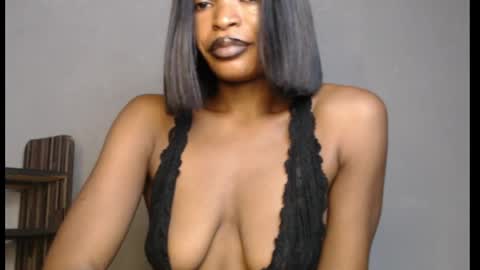 Snapshot of sweetxxboobsx chatting on April 2026 09:06:01 AM sweetxxboobsx online show from April 2026 09:06:01 AM