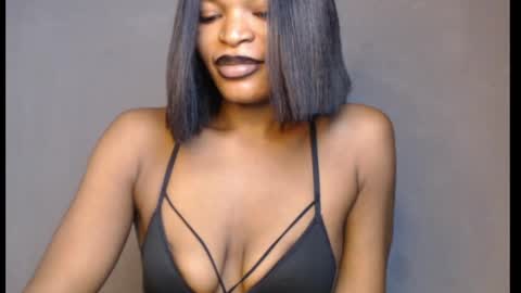sweetxxboobsx online show from June 2026 07:47:02 AM