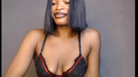 sweetxxboobsx online show from June 2026 09:03:02 AM