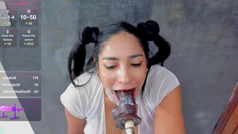 LINA online show from January 2025 02:39:01 PM