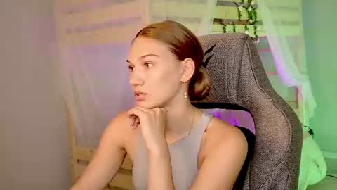Emily online show from July 2026 08:19:02 AM