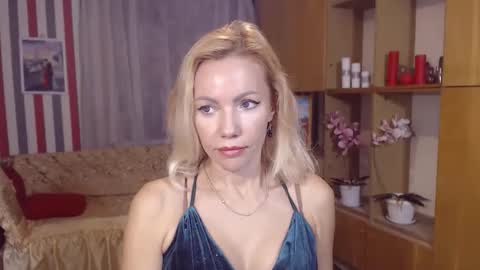 Sweety friend online show from November 2025 07:57:02 PM