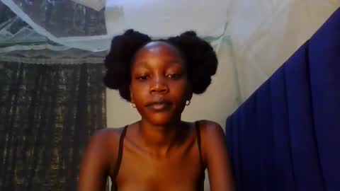 Snapshot of sweety_melanin chatting on May 2026 08:58:02 PM Vickky online show from May 2026 08:58:02 PM