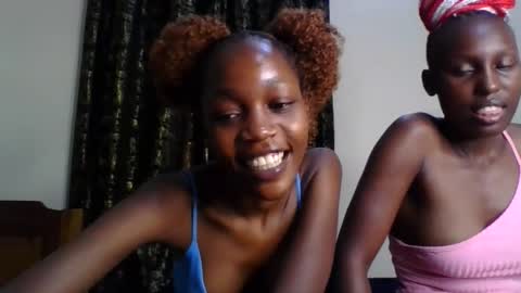 Snapshot of sweety_melanin chatting on May 2026 01:56:01 AM Vickky online show from May 2026 01:56:01 AM