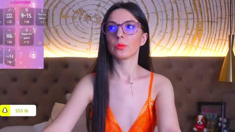 Bea Moan from LovenseWet from Tip MenuOpen for Private online show from February 2025 07:32:02 AM