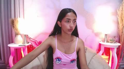 LAURA online show from September 2025 12:09:02 PM