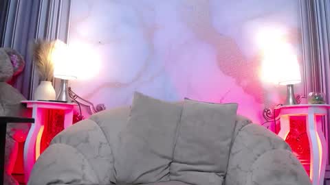 LAURA online show from March 2026 12:11:01 PM