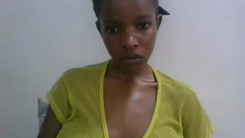 sweetz_candice online show from September 2025 11:12:01 AM