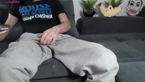 SwetLittleBoy4u online show from February 2026 12:56:02 PM