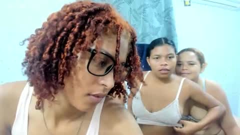 Snapshot of swett_mila_ chatting on February 2026 04:27:02 PM swett_mila_ online show from February 2026 04:27:02 PM