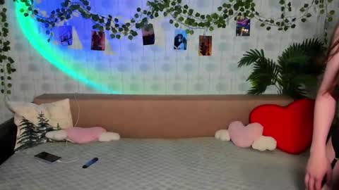Snapshot of swiity_room_ chatting on February 2026 08:07:02 PM Slavik Vikulik online show from February 2026 08:07:02 PM