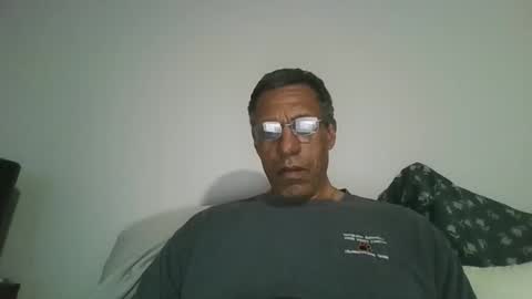 swimmerbod2495 online show from May 2026 01:22:01 AM