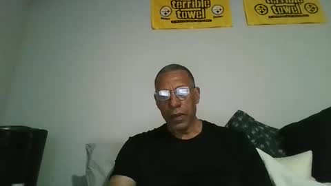 swimmerbod2495 online show from May 2026 05:24:02 AM