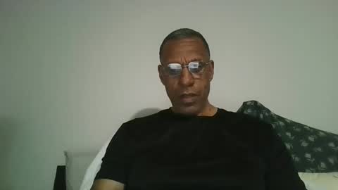 swimmerbod2495 online show from May 2026 03:24:02 AM