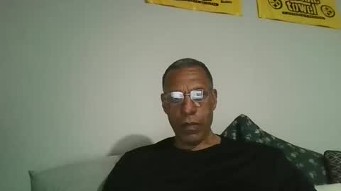 swimmerbod2495 online show from May 2026 01:58:01 AM