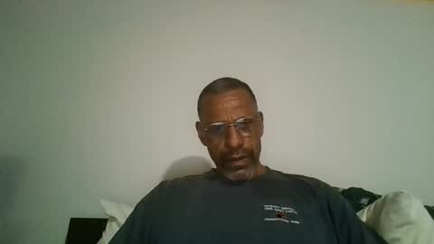 swimmerbod2495 online show from July 2026 05:42:02 AM