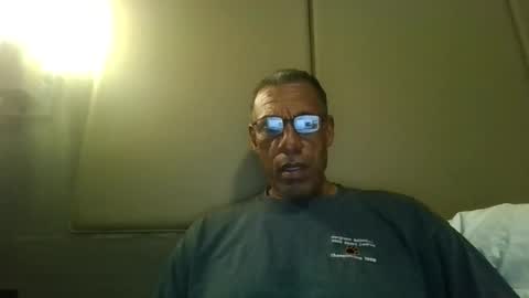 swimmerbod2495 online show from July 2026 07:04:02 AM