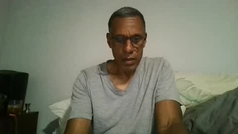 swimmerbod2495 online show from July 2026 12:53:02 AM