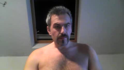 swinger_men_austria online show from November 2025 05:42:01 PM