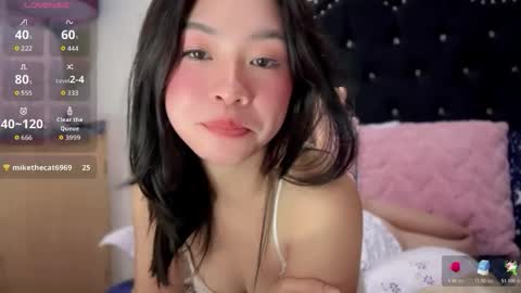 Holly online show from June 2026 12:48:02 AM