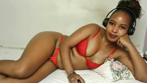 Snapshot of swt_bby chatting on May 2026 08:00:01 AM swt_bby online show from May 2026 08:00:01 AM