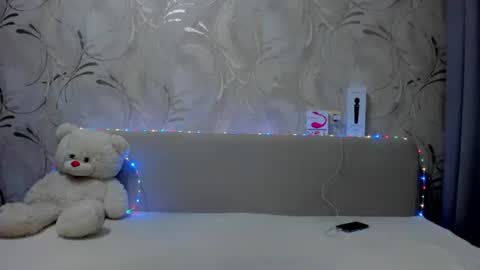 Ana online show from February 2025 02:35:01 AM