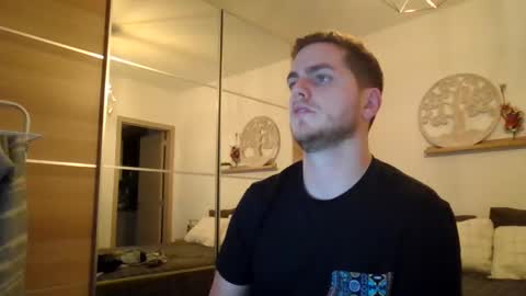 Snapshot of syl092 chatting on January 2025 04:23:02 PM syl092 online show from January 2025 04:23:02 PM