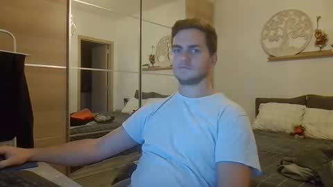 Snapshot of syl092 chatting on November 2025 04:30:01 PM syl092 online show from November 2025 04:30:01 PM