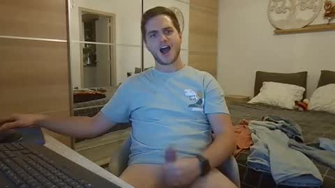 Snapshot of syl092 chatting on November 2025 05:23:01 PM syl092 online show from November 2025 05:23:01 PM