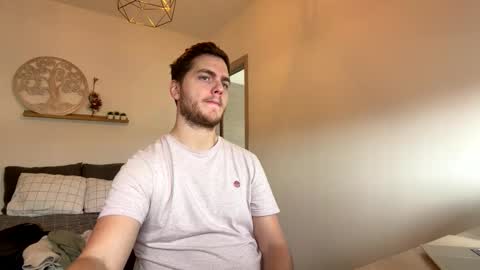 Snapshot of syl092 chatting on January 2026 12:32:02 PM syl092 online show from January 2026 12:32:02 PM