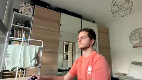 Snapshot of syl092 chatting on January 2026 01:48:01 PM syl092 online show from January 2026 01:48:01 PM