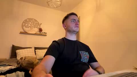 Snapshot of syl092 chatting on February 2026 05:28:01 PM syl092 online show from February 2026 05:28:01 PM