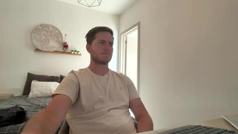 Snapshot of syl092 chatting on May 2026 04:15:02 PM syl092 online show from May 2026 04:15:02 PM