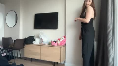 Sylvia online show from July 2026 02:24:01 PM