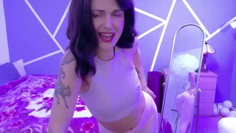 sylvianyvellero online show from March 2026 07:08:02 PM