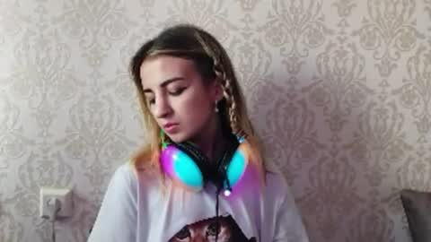 Emily online show from July 2026 10:39:01 AM