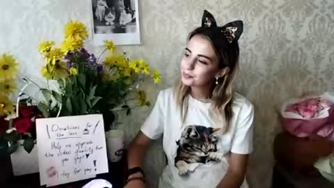 Emily online show from July 2026 04:39:33 PM