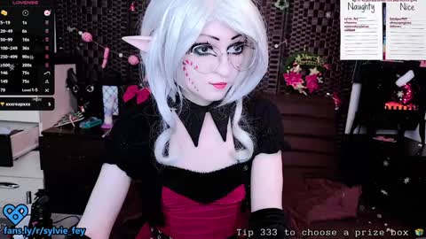 Sylvie online show from December 2024 01:31:02 AM