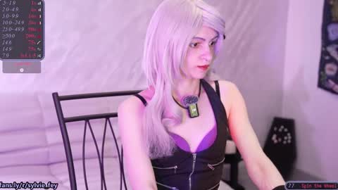 Sylvie online show from September 2025 07:04:02 PM