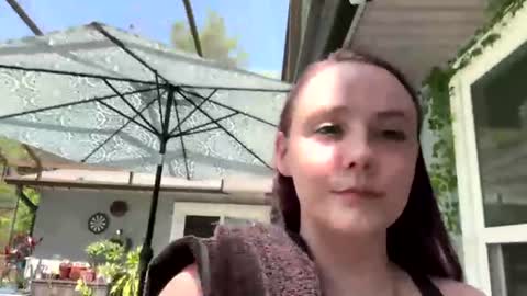Snapshot of syndica chatting on June 2026 07:26:02 PM Jennah online show from June 2026 07:26:02 PM