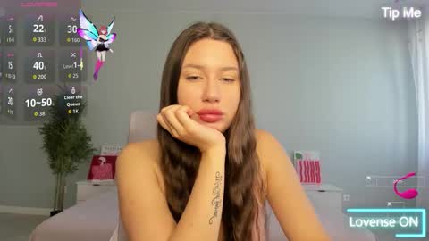 Snapshot of synop_sis chatting on October 2025 02:12:02 AM Mila online show from October 2025 02:12:02 AM