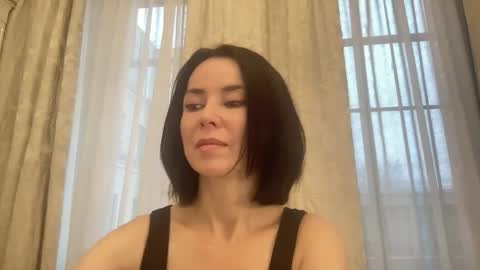 syoursofia online show from December 2025 07:38:01 AM