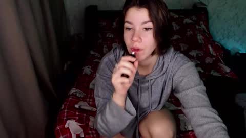 Snapshot of syrendixon chatting on November 2025 02:39:01 AM SyrenDixon online show from November 2025 02:39:01 AM