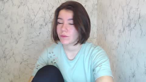 Snapshot of syrendixon chatting on December 2025 03:22:02 AM SyrenDixon online show from December 2025 03:22:02 AM