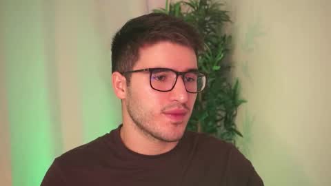 t0ny_wylie online show from February 2026 03:53:02 PM