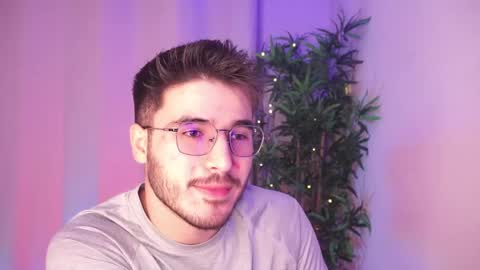 t0ny_wylie online show from May 2026 01:24:01 AM