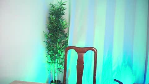t0ny_wylie online show from June 2026 11:47:02 AM